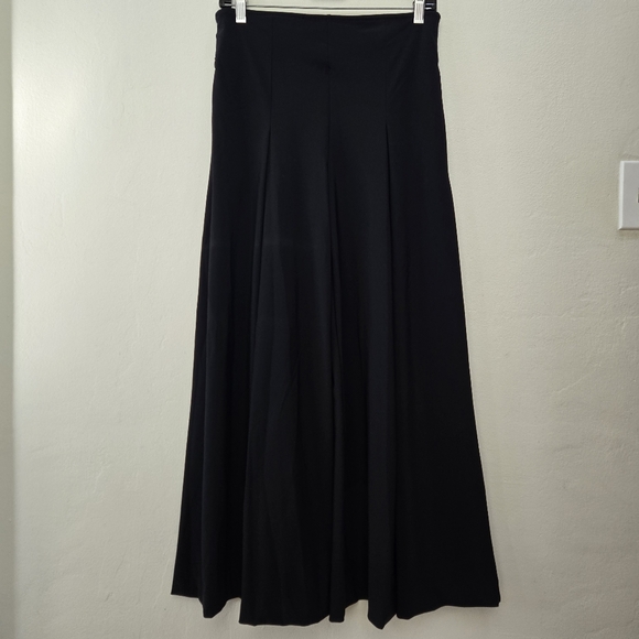 Carbon38 Wide Leg Pleated Trousers - Picture 3 of 6